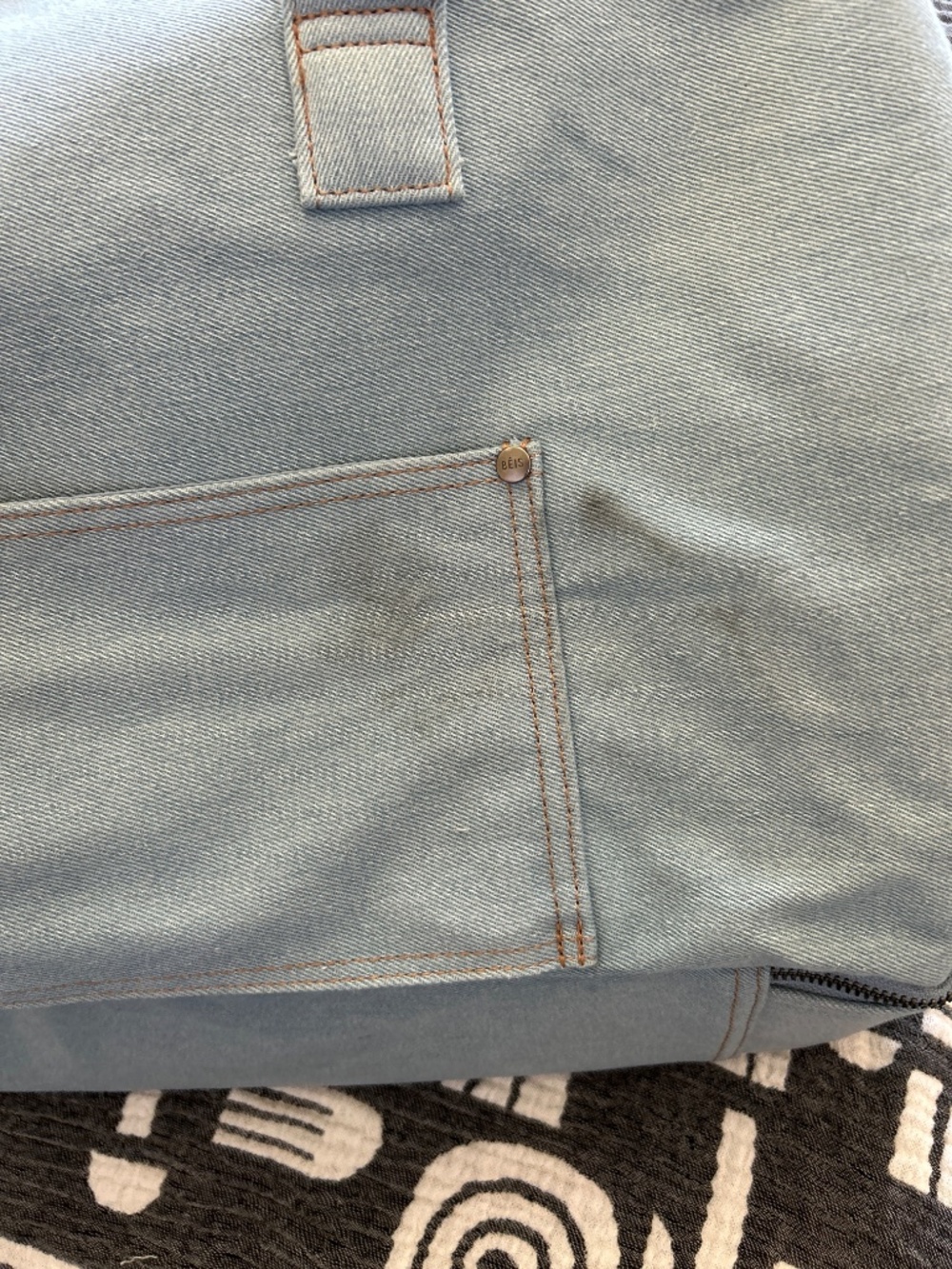 Beis x GAP Weekender Tote - Picture 8 of 11